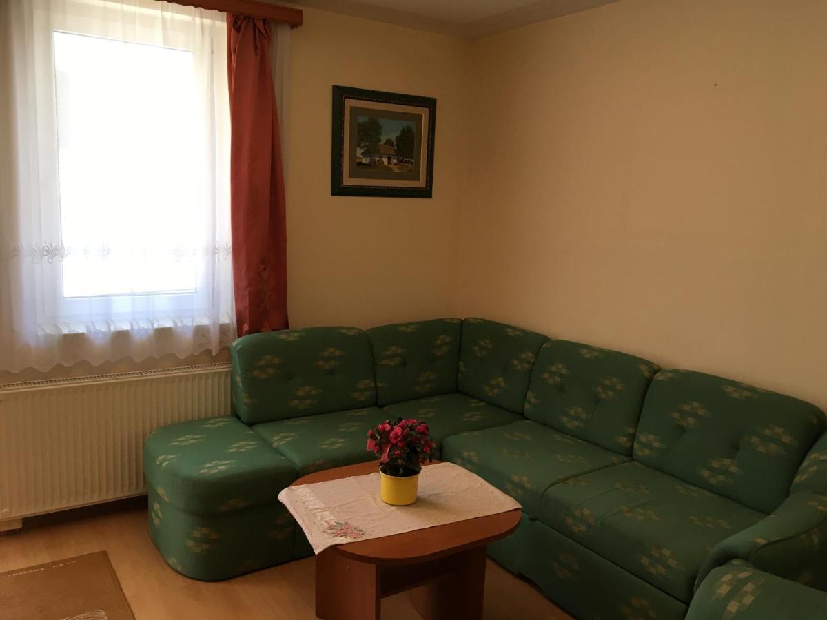 Apartmanház Cédrus 8. Zalakaros Exterior foto